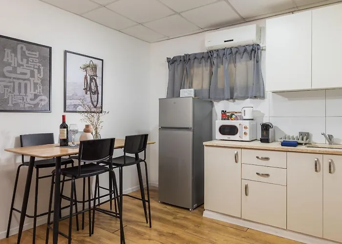 Downtown By The Beach Apartment